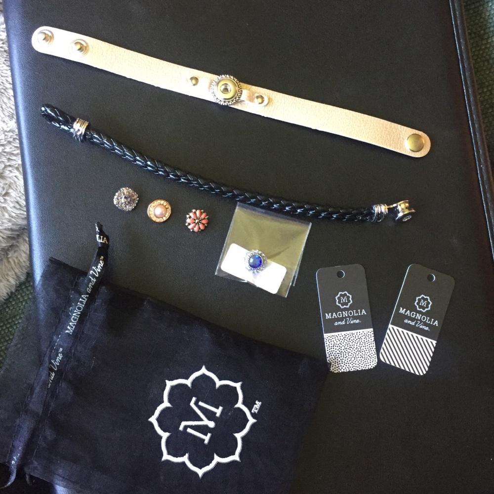 Magnolia and Vine Set